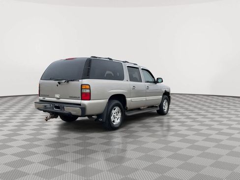 Used 2005 Chevrolet Suburban LT w/ Preferred Equipment Group image 8