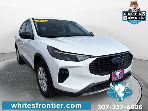 Used 2025 Ford Escape Active image 3