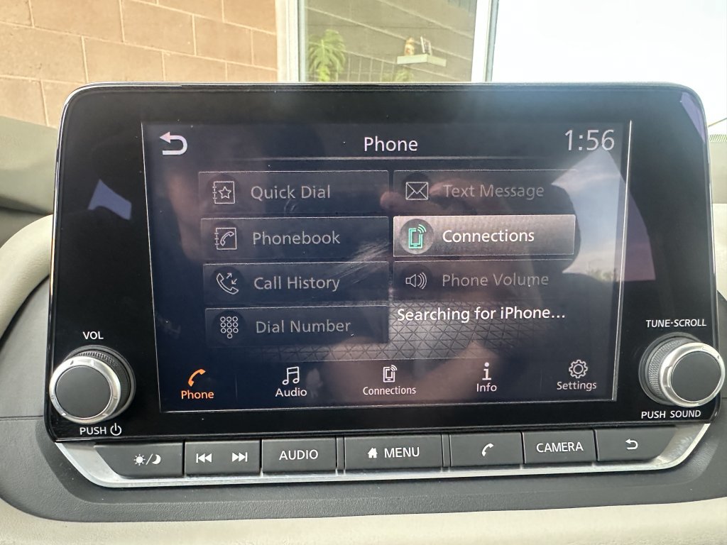 Used 2023 Nissan Rogue SL FWD image 25