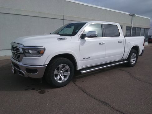 Used 2020 RAM 1500 Laramie AWD/4WD image 2