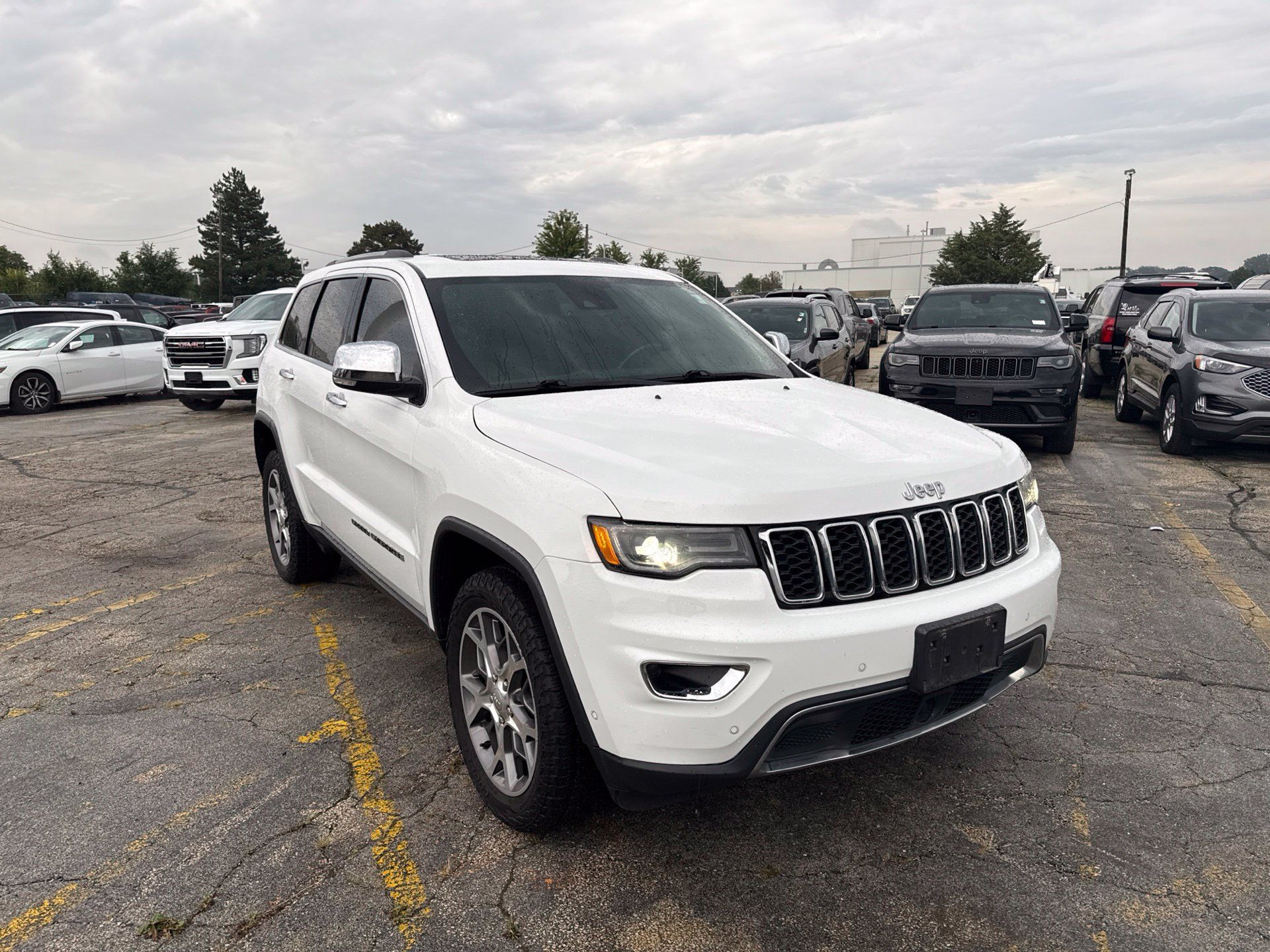 Used 2021 Jeep Grand Cherokee Limited w/ Premium Lighting Group AWD/4WD image 4