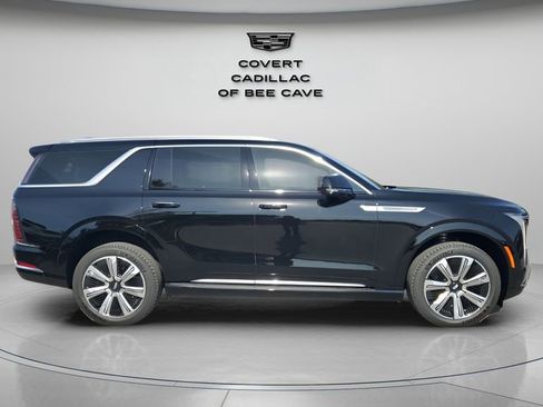 New 2026 Cadillac Escalade IQL Luxury w/ LPO, Floor Liner Package image 11