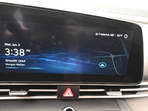 Certified 2023 Hyundai Elantra SEL w/ Convenience Package FWD image 18