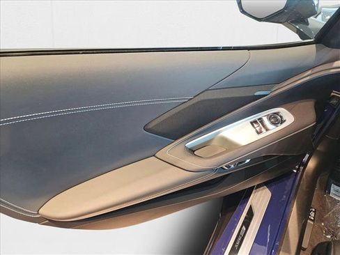 New 2025 Chevrolet Corvette E-Ray image 21
