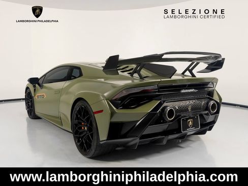 Used 2023 Lamborghini Huracan STO RWD image 3