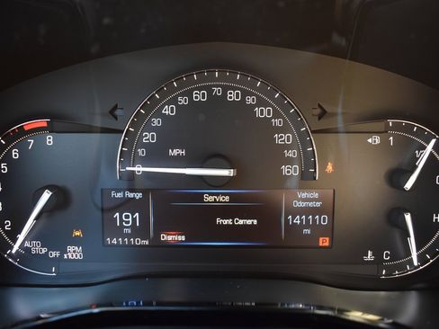 Used 2018 Cadillac XT5 Luxury w/ Driver Awareness Package image 16