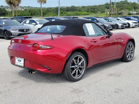 Used 2022 MAZDA MX-5 Miata Grand Touring w/ Weather Package RWD image 5