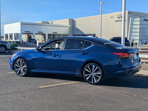 Certified 2022 Nissan Altima 2.5 SR image 4