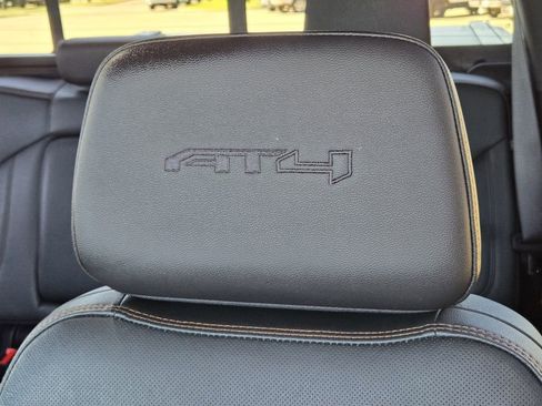 Used 2024 GMC Sierra 2500 AT4 w/ AT4 Premium Plus Package AWD/4WD image 21