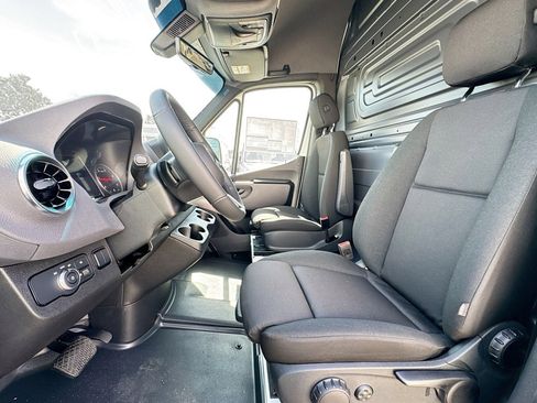 New 2026 Mercedes-Benz Sprinter 3500 image 18