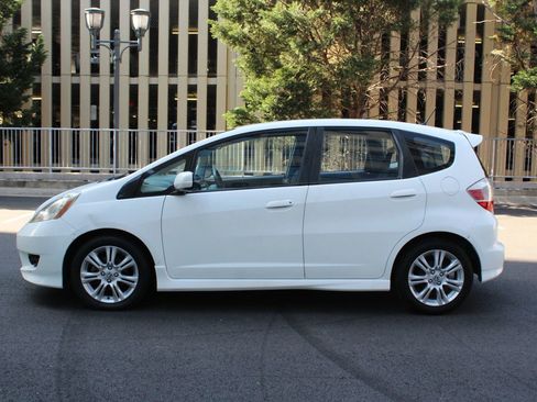 Used 2010 Honda Fit Sport image 10