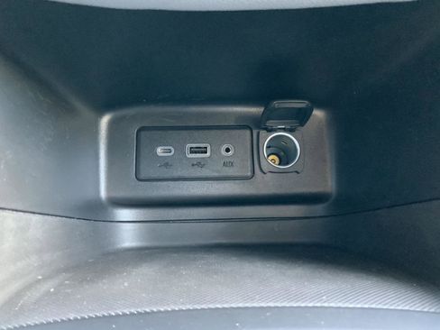 Used 2024 Chevrolet Equinox LS w/ LS Convenience Package image 43