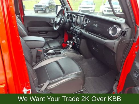 Used 2022 Jeep Wrangler Unlimited Sahara image 22