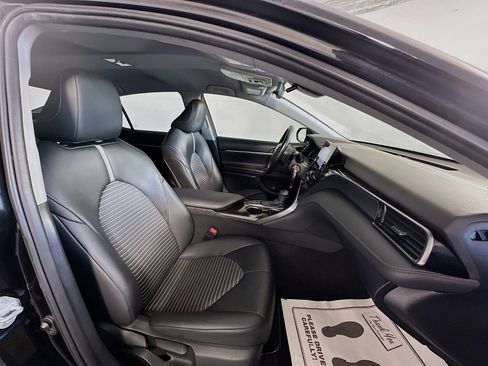 Used 2023 Toyota Camry SE image 27