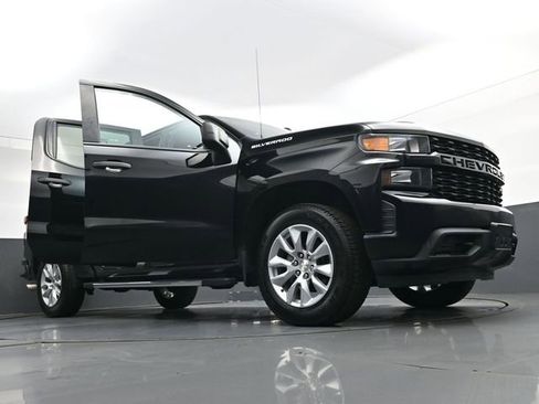 Used 2019 Chevrolet Silverado 1500 Custom w/ Custom Value Package AWD/4WD image 45