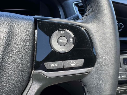 Used 2022 Honda Pilot Touring image 20