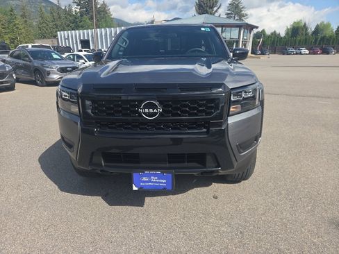 Used 2026 Nissan Frontier SV w/ SV Convenience Package AWD/4WD image 3