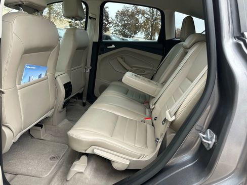 Used 2013 Ford C-MAX SEL image 18