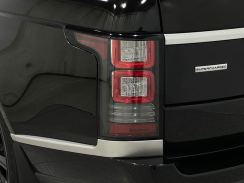 Used 2016 Land Rover Range Rover Supercharged image 33