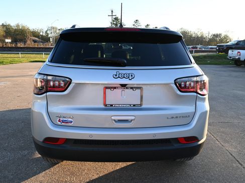 New 2026 Jeep Compass Limited w/ Sun, Sound & Navigation Group AWD/4WD image 21