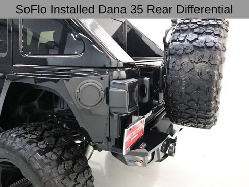 Used 2025 Jeep Wrangler Unlimited Sport AWD/4WD image 18