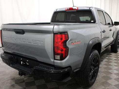 Used 2025 Chevrolet Colorado Trail Boss AWD/4WD image 30