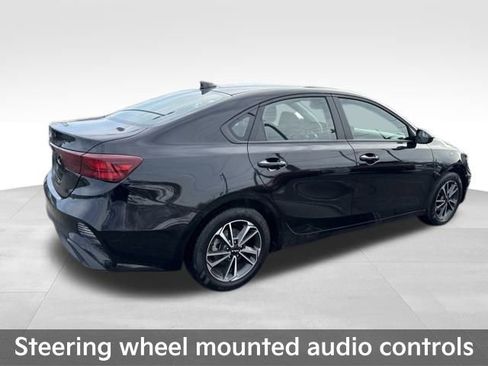 Used 2024 Kia Forte LXS image 8