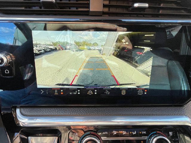 Used 2024 GMC Sierra 2500 Denali w/ Denali Reserve Package AWD/4WD image 9