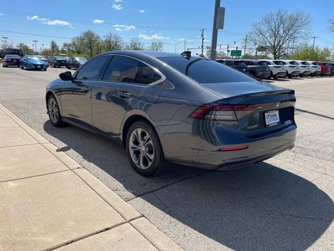 Used 2023 Honda Accord EX image 7