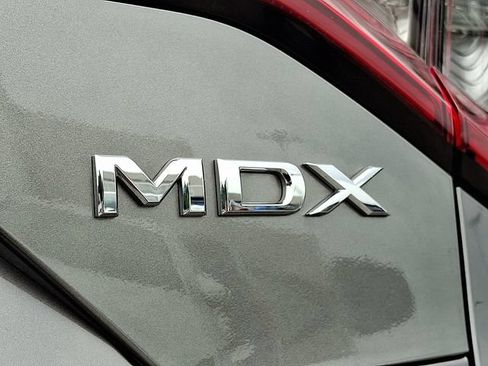 Used 2025 Acura MDX SH-AWD w/ Technology Package image 32