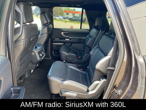 Used 2025 Ford Expedition Max Platinum w/ Stealth Appearance Package AWD/4WD image 8