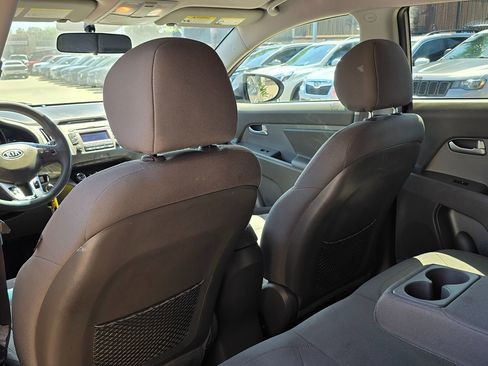 Used 2012 Kia Sportage LX FWD image 25