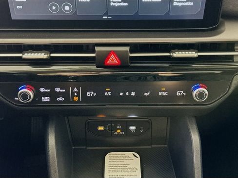 New 2026 Kia Sportage EX AWD/4WD image 18