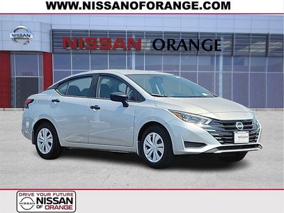 New 2025 Nissan Versa S w/ Trunk Package