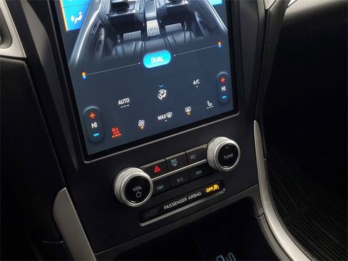 Certified 2022 Ford Edge SEL w/ Convenience Package image 24