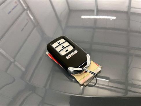 Used 2021 Honda Civic Sport Touring image 9