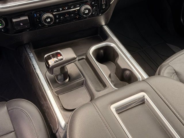 Used 2022 Chevrolet Silverado 1500 LTZ AWD/4WD image 16