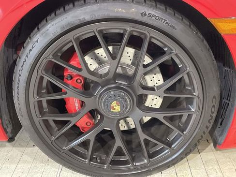 Used 2015 Porsche 911 Carrera 4 GTS image 14