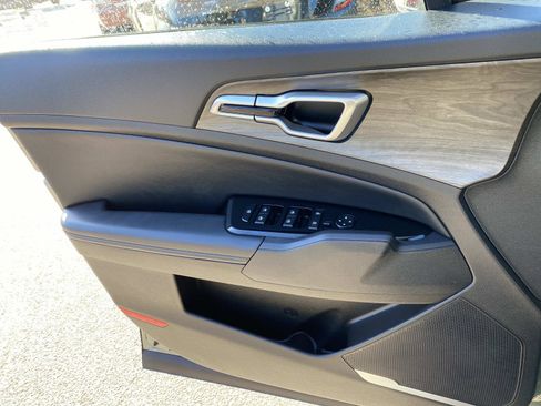 Used 2025 Kia Sportage X-Line image 20