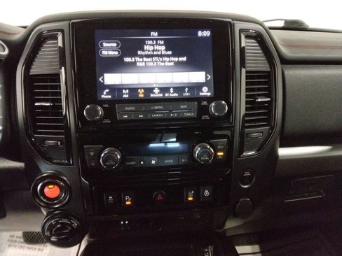 Used 2023 Nissan Titan PRO-4X w/ Pro-4x Convenience Package image 22