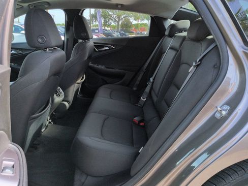 Used 2020 Chevrolet Malibu LT FWD image 14