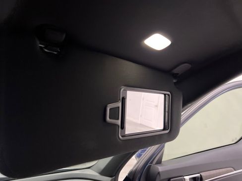 Used 2024 Kia Telluride EX w/ EX Captain's Chair Package image 73