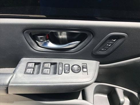 Used 2024 Honda Pilot EX-L image 12