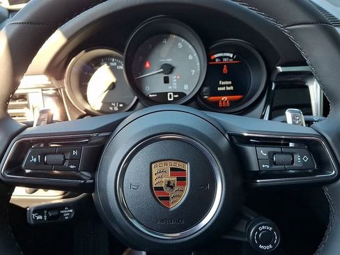 New 2026 Porsche Macan S image 18