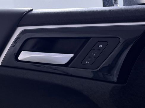 Used 2022 Mitsubishi Outlander SEL image 32