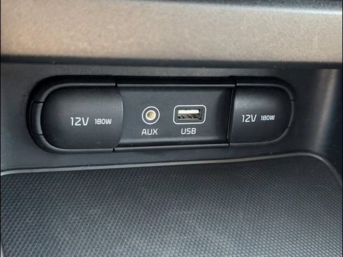 Used 2019 Kia Forte LXS FWD image 14