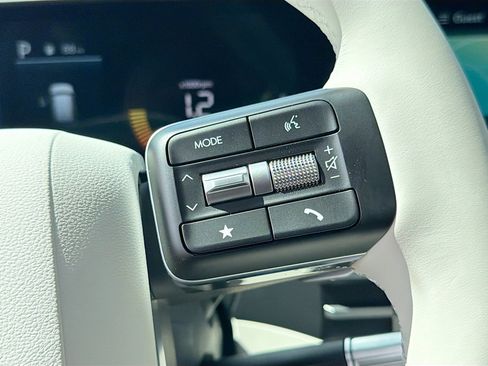 New 2026 Hyundai Santa Fe SE FWD image 35