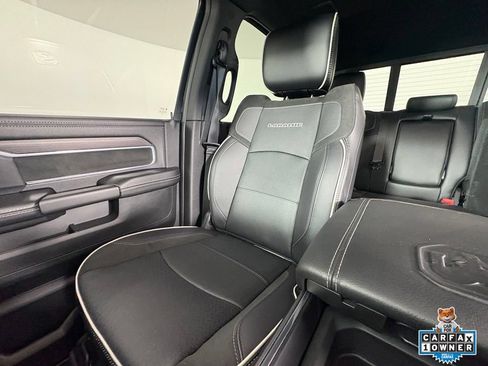Used 2025 RAM 3500 Laramie w/ Night Edition AWD/4WD image 17