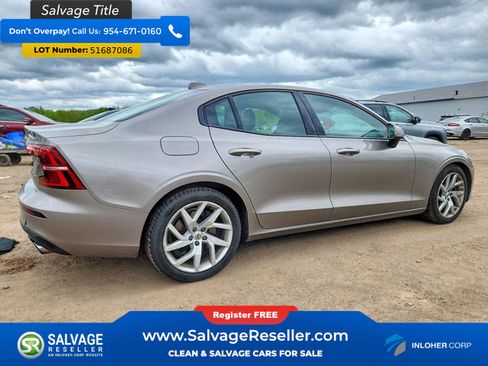 Used 2019 Volvo S60 T6 Momentum w/ Premium Package AWD/4WD image 4
