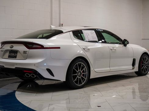 Used 2019 Kia Stinger GT2 image 39